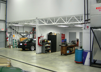 A shop’s appearance should be reflective of the quality of service. That attention to detail is apparent at Autowerkes Maine in Freeport, ME.  Photo courtesy of Shop Owner magazine and owner Voit Ritch.